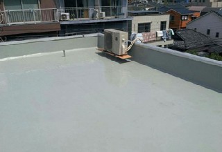 全面的な防水工事で蘇った陸屋根