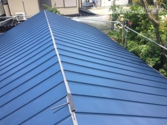 屋根 葺き替え ガルバリウム鋼板