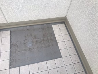 ベランダ雨漏り