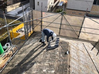 屋根葺き替え工事
