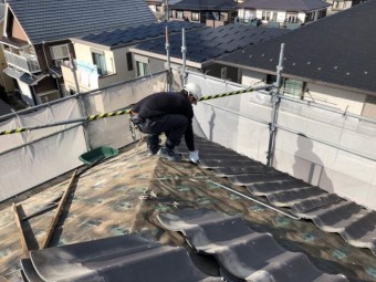 屋根葺き替え工事