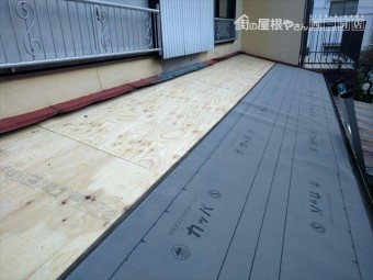板金屋根 葺き替え工事