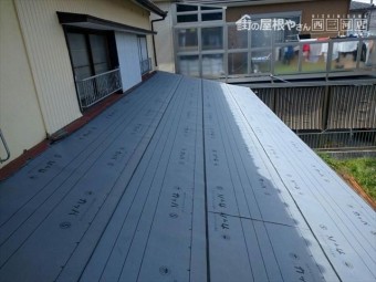 板金屋根 葺き替え工事