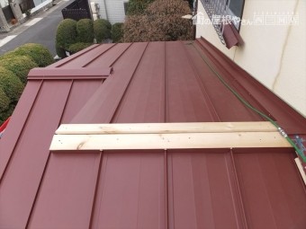 板金屋根葺き替え工事 ガルバリウム鋼板