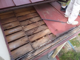 板金屋根 葺き替え工事