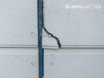 サイディング割れ