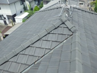 平板瓦谷板金雨漏り