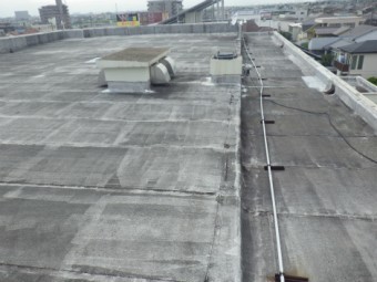 ビル屋上雨漏れ