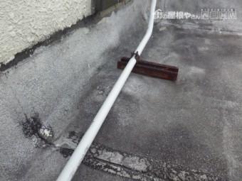 ビル屋上雨漏れ