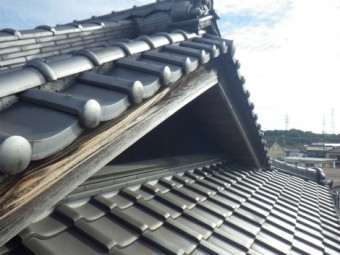 入母屋漆喰補修