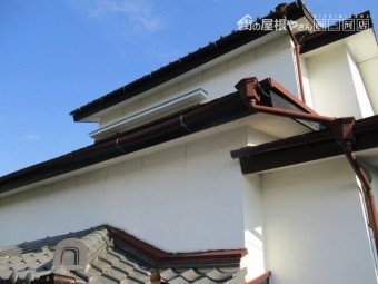 棟瓦飛散