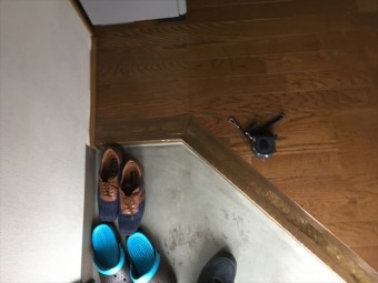 シロアリ被害 上り框交換