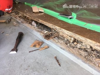 シロアリ被害 上り框交換
