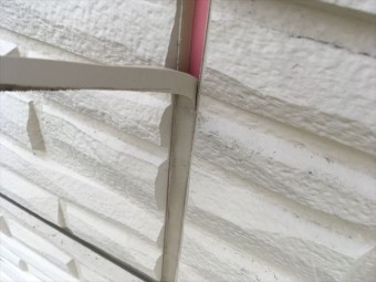 サイディング 目地打ち替え
