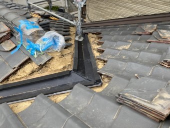 谷板金差し替え