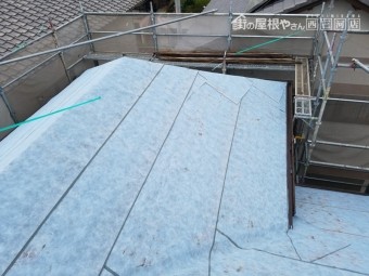 屋根工事 重ね葺き カバー工法 スーパーガルテクトフッ素