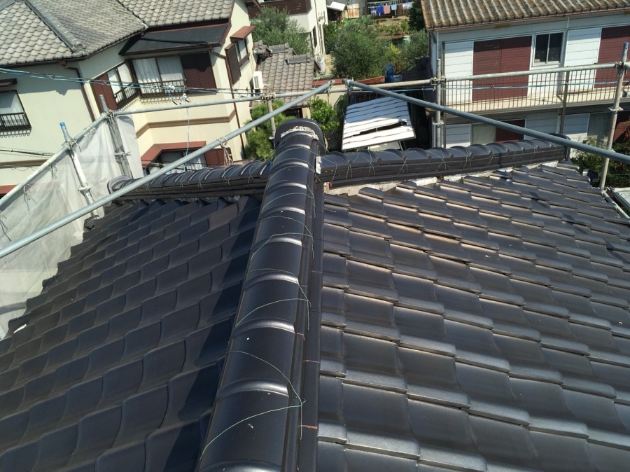 碧南市で屋根の雨漏りと漆喰の剥離について調査しました