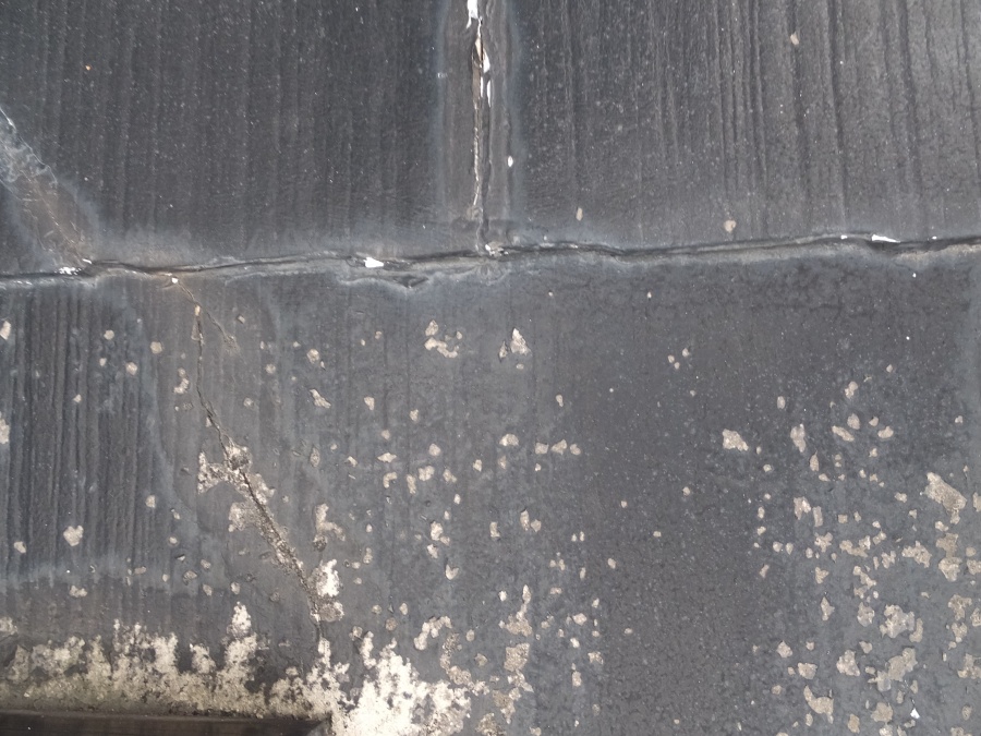 カラーベスト　屋根点検　褪色　割れ　重ね葺き　カバー工法