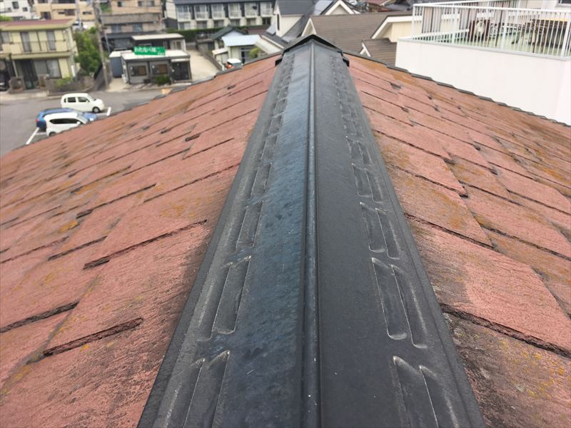 スレート　屋根　褪色　カビ　割れ　塗装　見積り