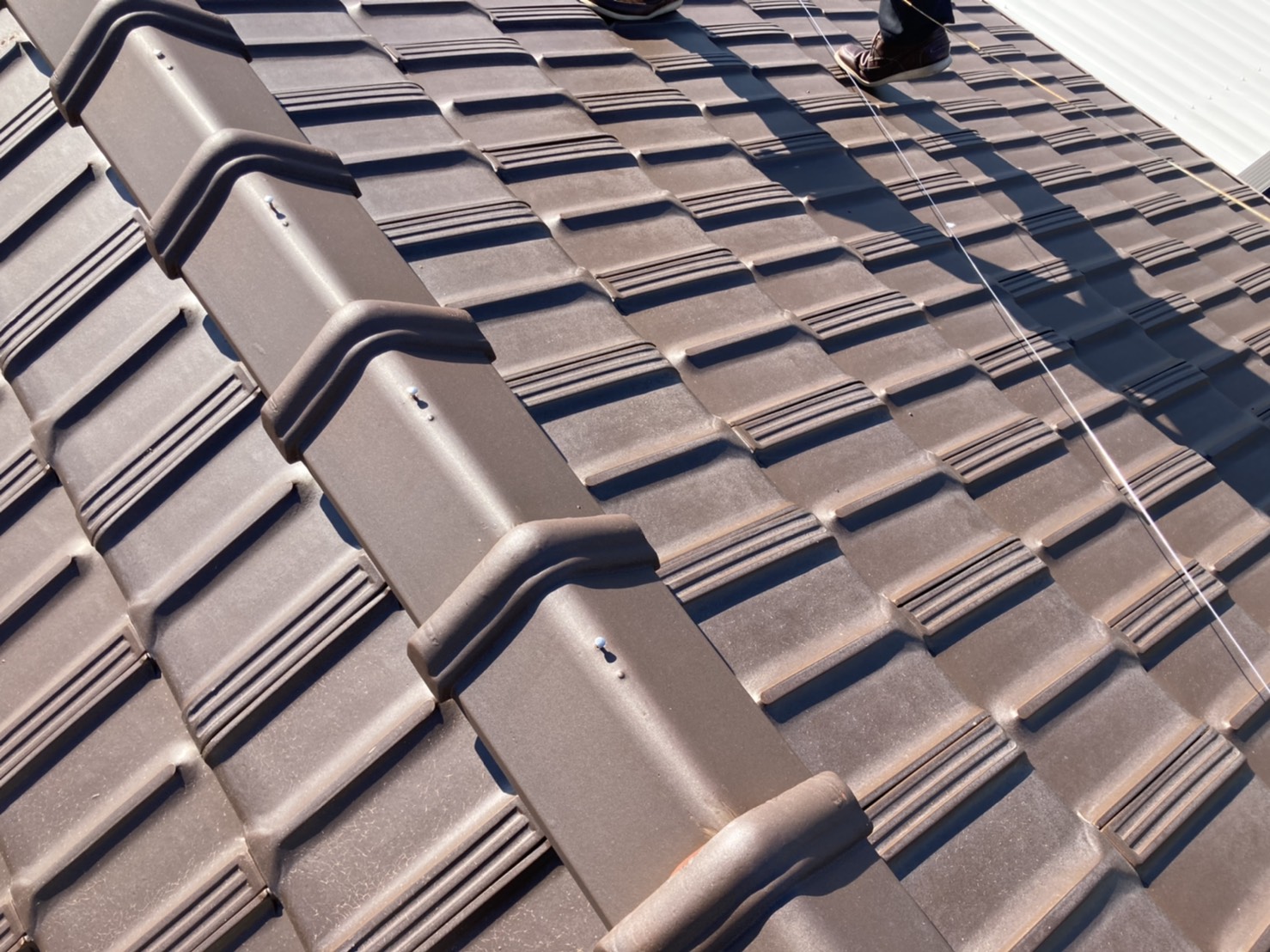 みよし市にて30年放置された平板瓦屋根の定期点検を実施