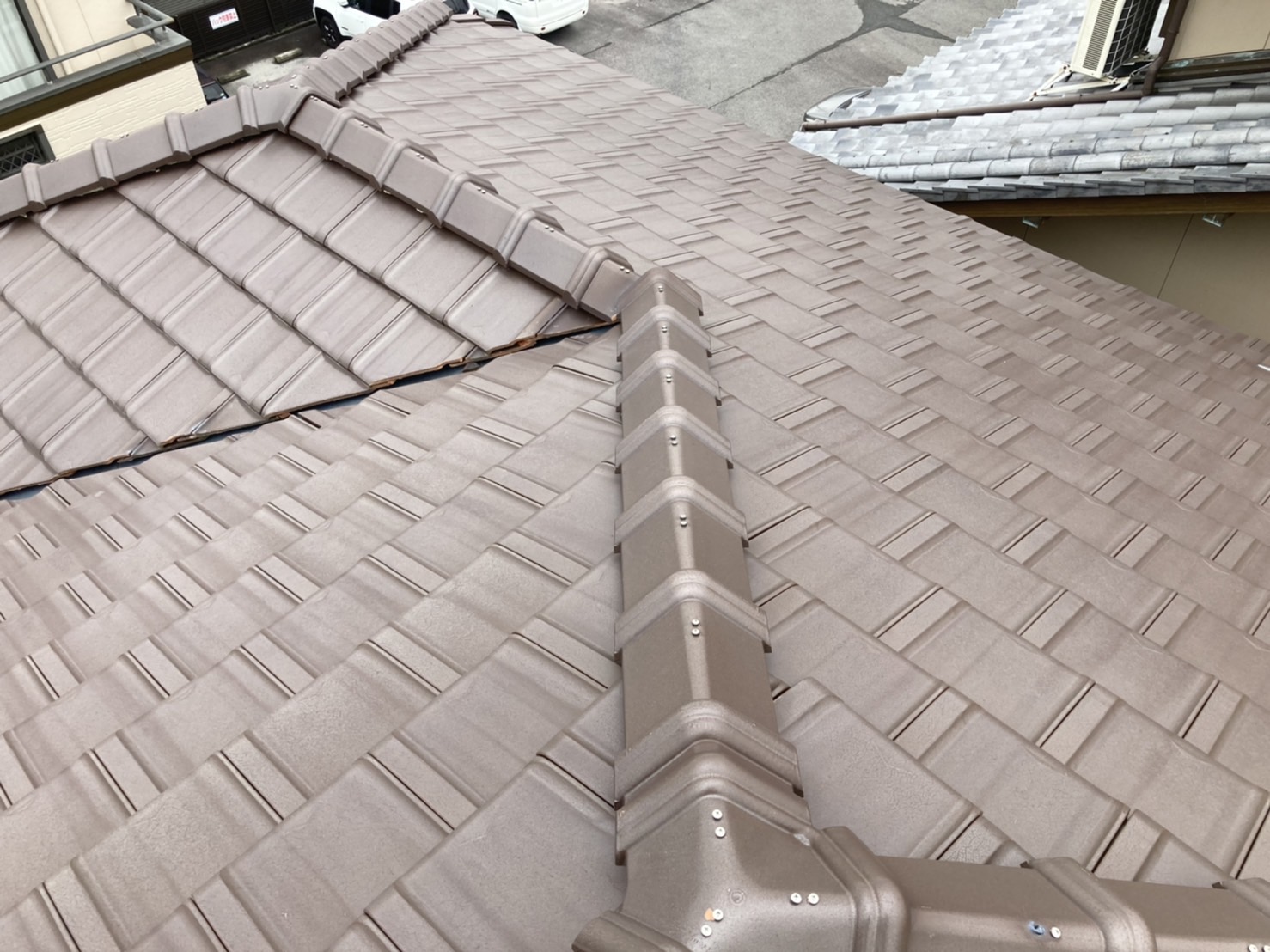 豊田市にて平板の瓦が使用されている屋根を無料点検実施