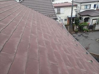経年劣化のあるスレート屋根材